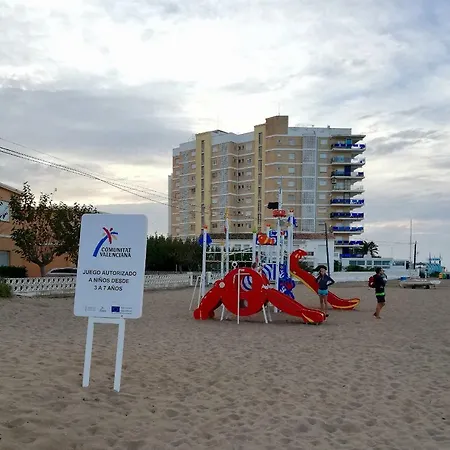 Con Encanto Cerca Del Mar *